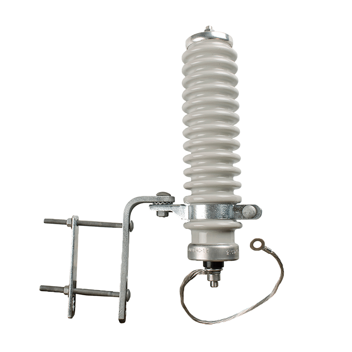 Apartarrayo-clase-distribución-EEBC-Equipos-Eléctricos-de-Baja-California-IUSA